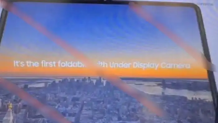 Galaxy Z Fold3 Display