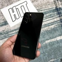 Galaxy S22 Live Image