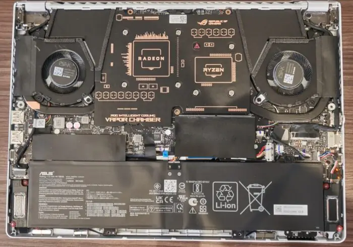 Asus ROG Zephyrus G14 GA402 internal photo